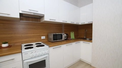 Квартира посуточно — Революции ул. 52Б, Пермь