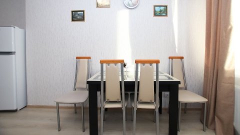 Квартира посуточно — Революции ул. 52Б, Пермь