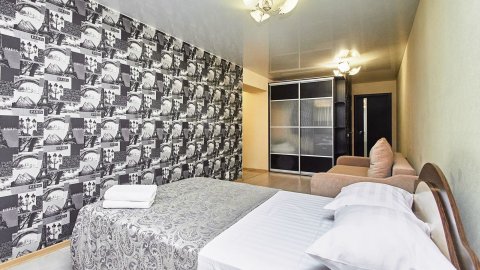 Квартира посуточно — Розы Люксембург ул. 101, Томск