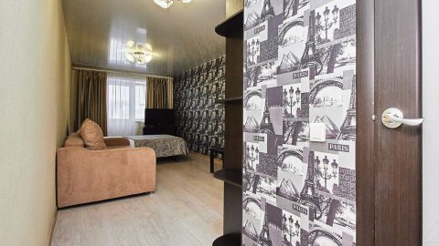 Квартира посуточно — Розы Люксембург ул. 101, Томск