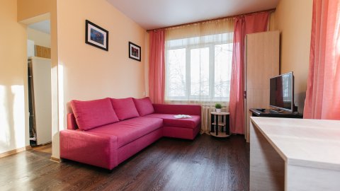 Квартира посуточно — Героев Труда ул. 2 , Новосибирск