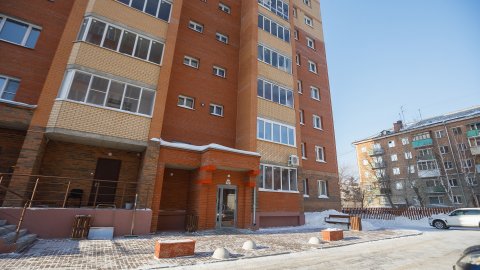 Квартира посуточно — Серафимовича ул. 6, Новосибирск