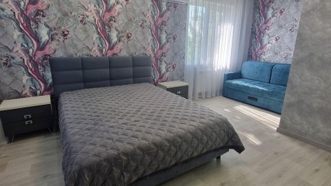 Квартира посуточно — Дружбы пр-т. 85, Волжский