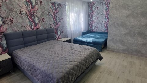 Квартира посуточно — Дружбы пр-т. 85, Волжский