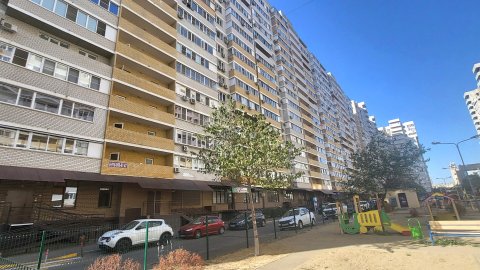 Квартира посуточно — Селезнева ул. 4/13K1, Краснодар