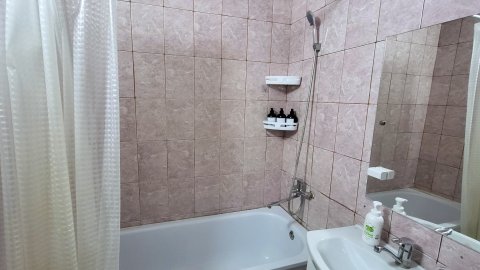 Квартира посуточно — Селезнева ул. 4/13K1, Краснодар