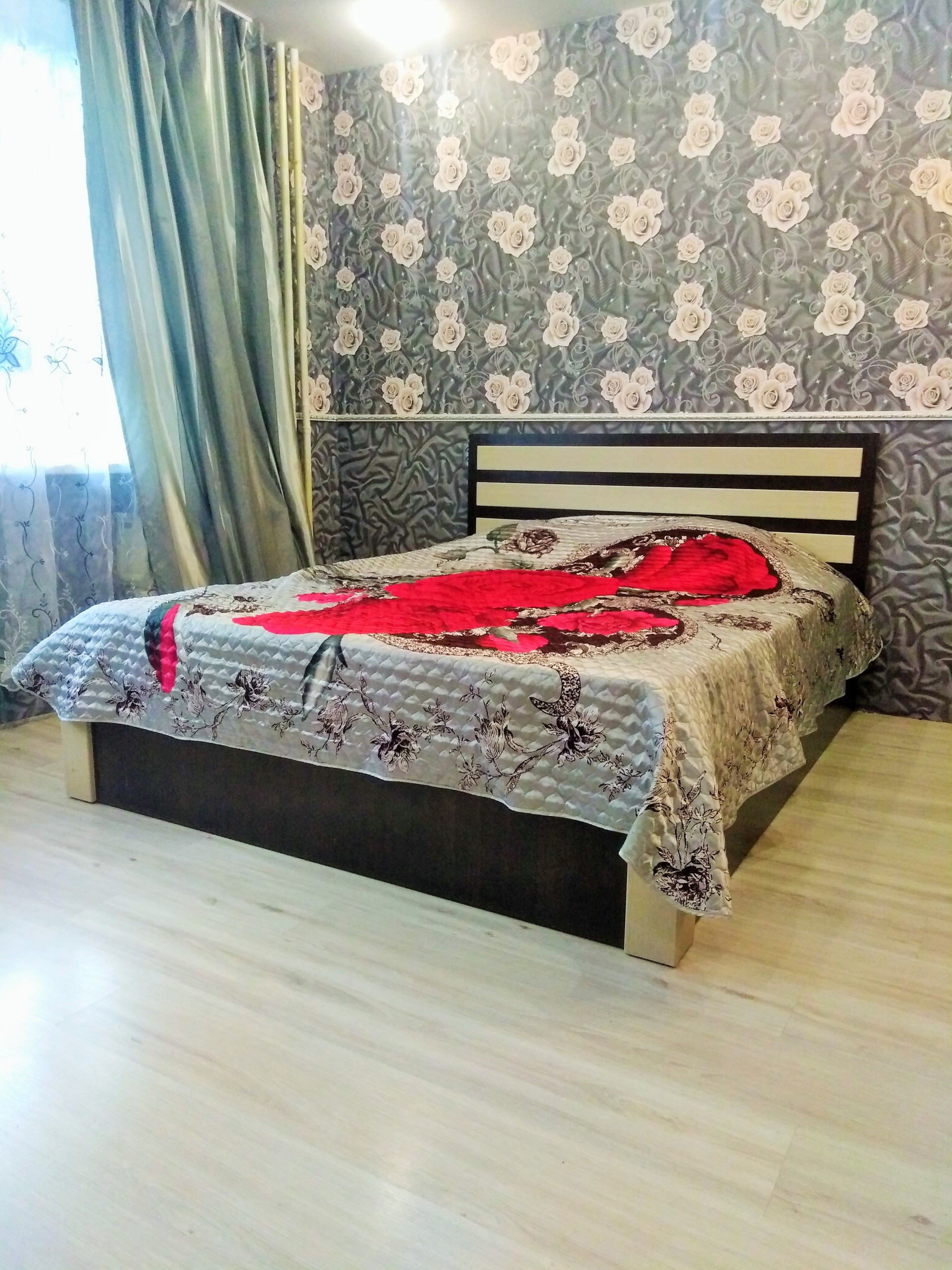 Квартиры по суточно в Красноярске. Квартиры посуточно в Красноярске. 89069713567 Красноярск аренда.