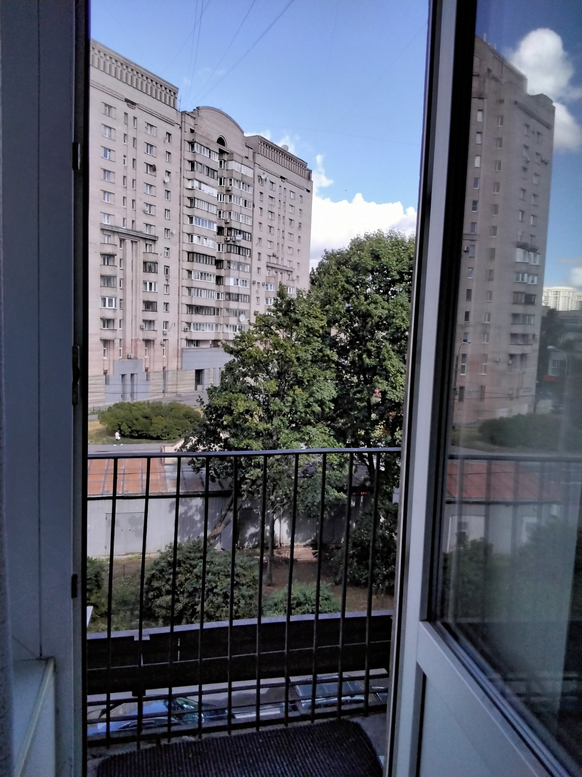 1-комнатная квартира,  Краснопутиловская ул. 121