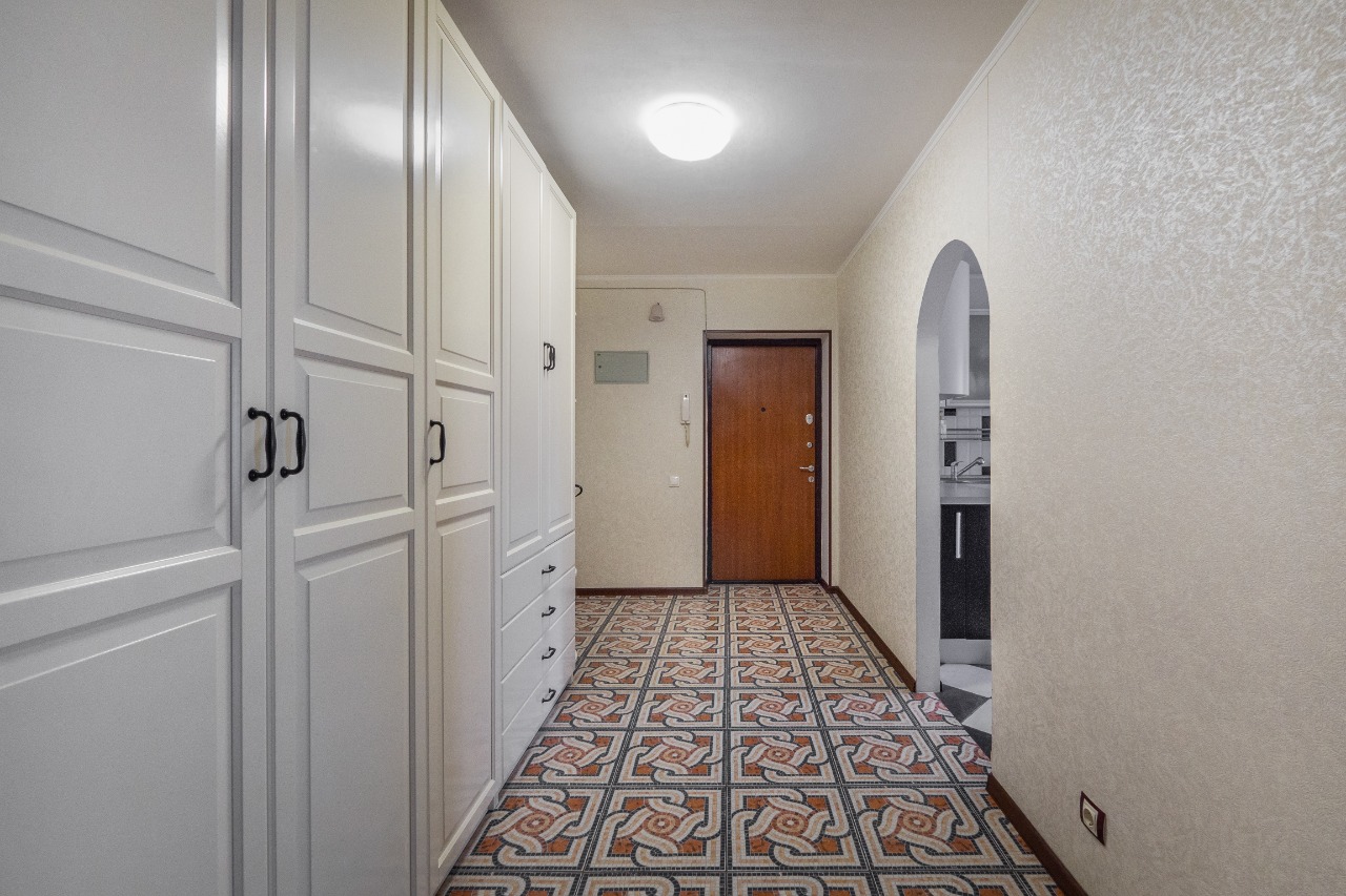 2-комнатная квартира,  Ставропольская ул. 216