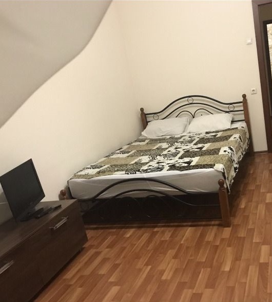 1-комнатная квартира,  Тюленина ул. 24