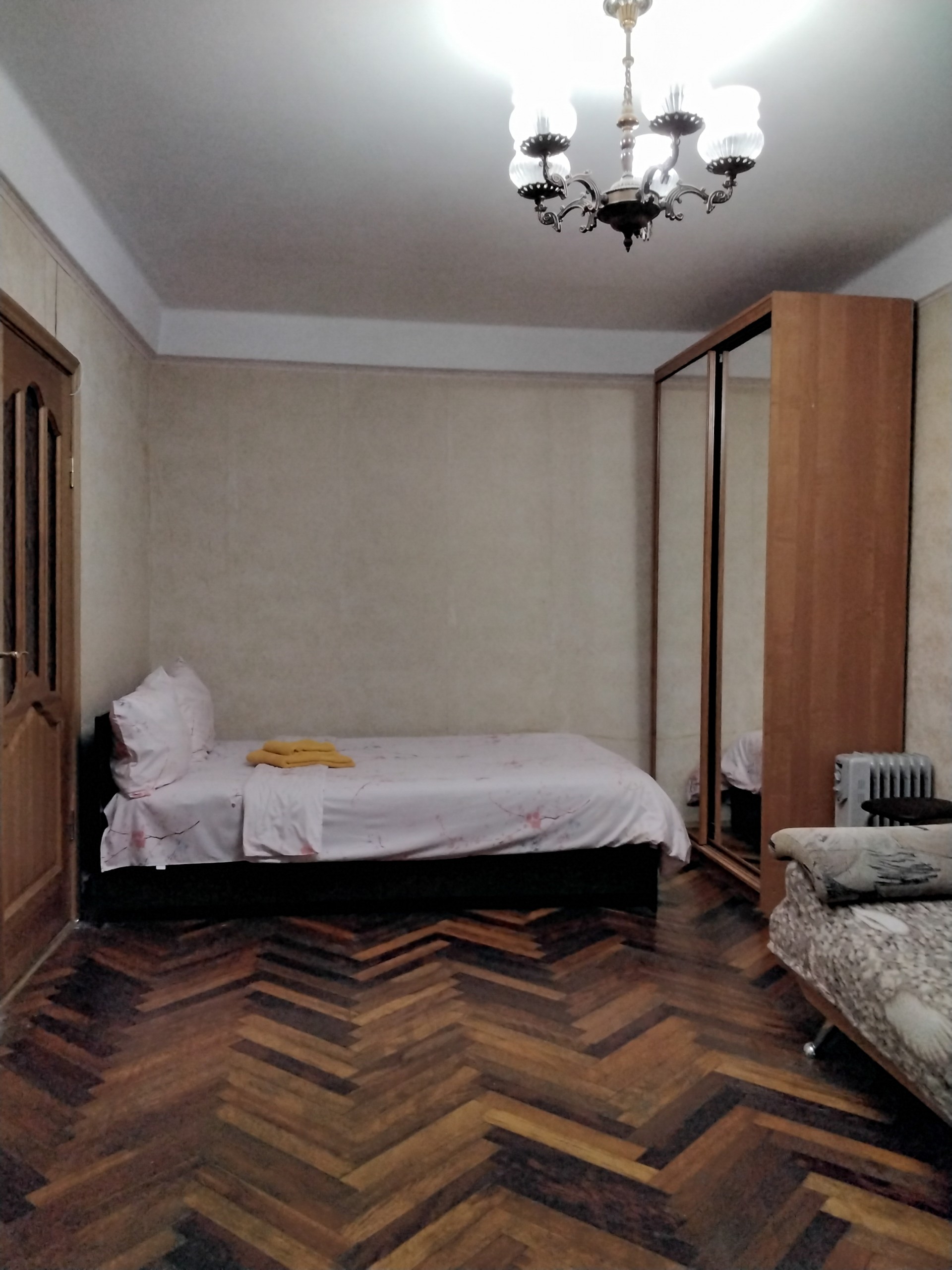 1-комнатная квартира,  Краснопутиловская  ул. 84