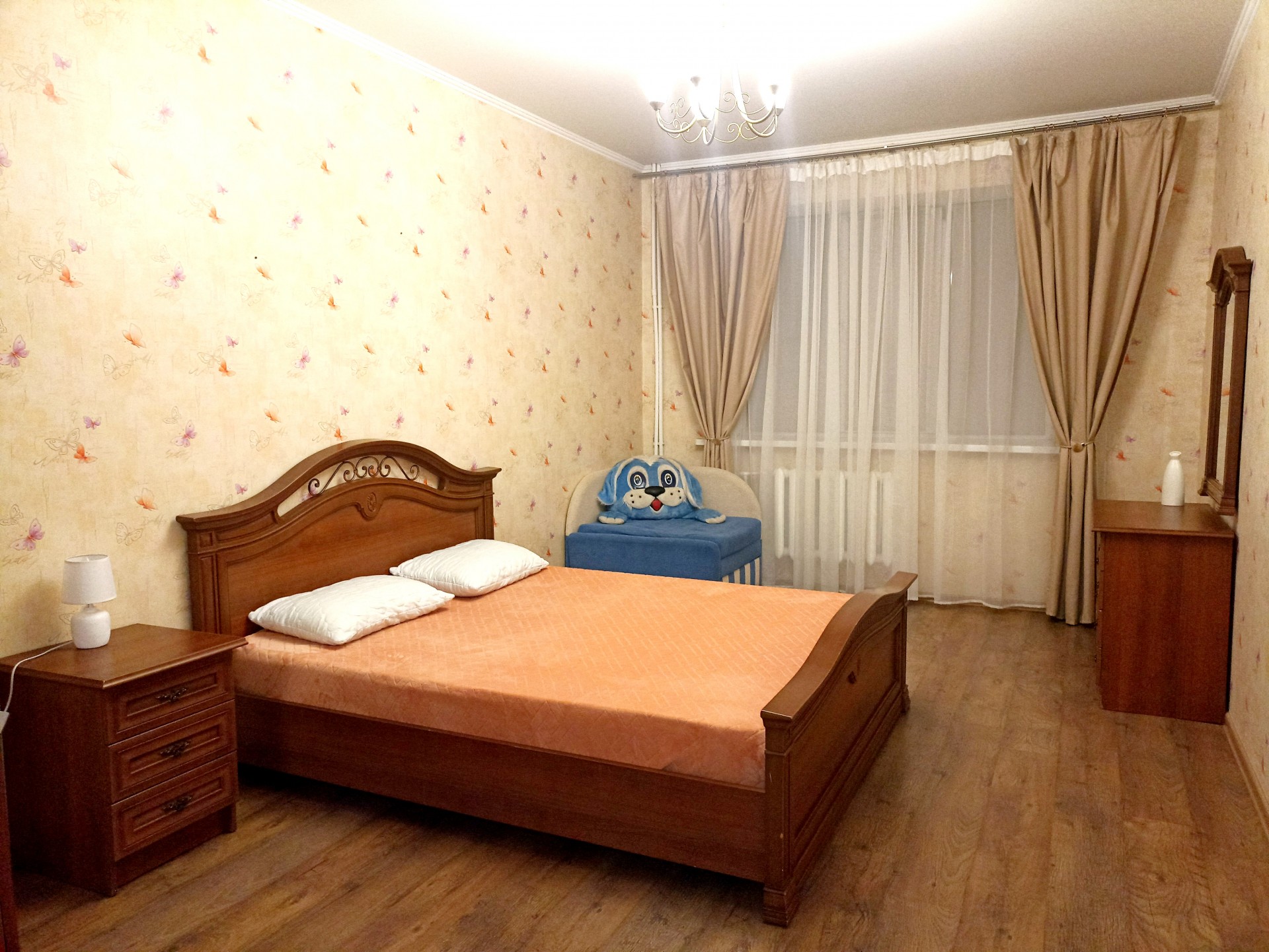 2-комнатная квартира,  Юных Ленинцев ул. 19 