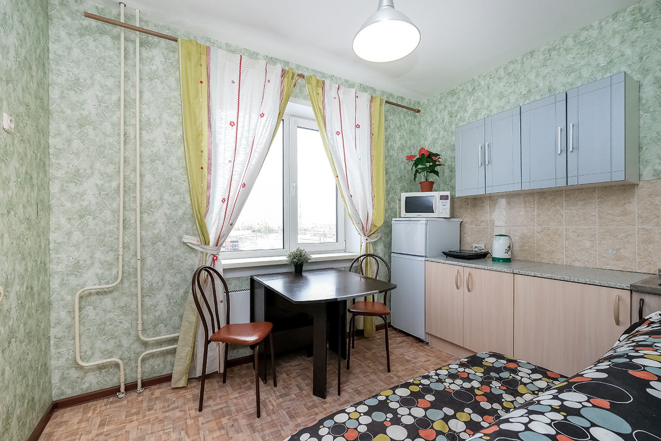 1-комнатная квартира,  Титова ул. 238