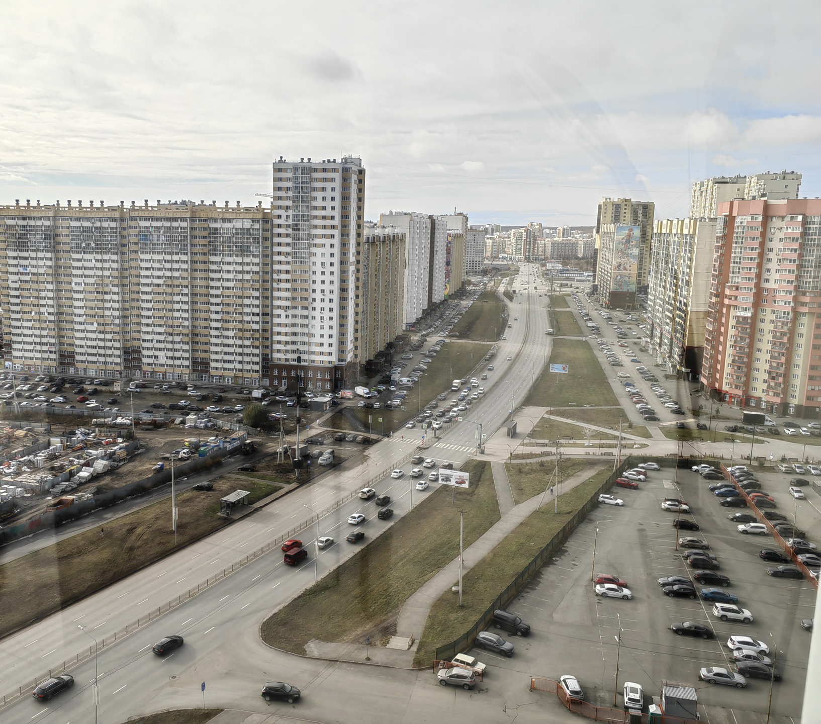 Студия, Университетская Набережная ул. 56