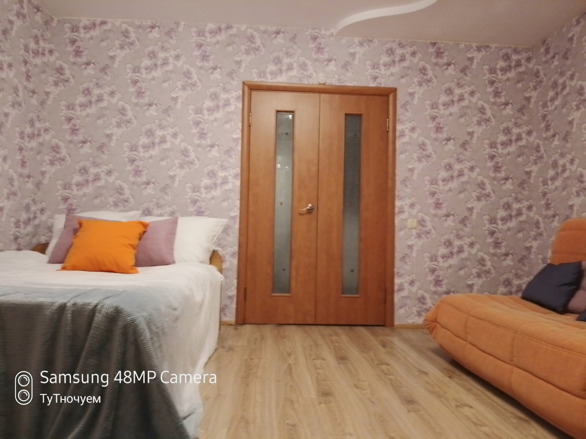 2-комнатная квартира,  Братьев Кашириных ул. 132А