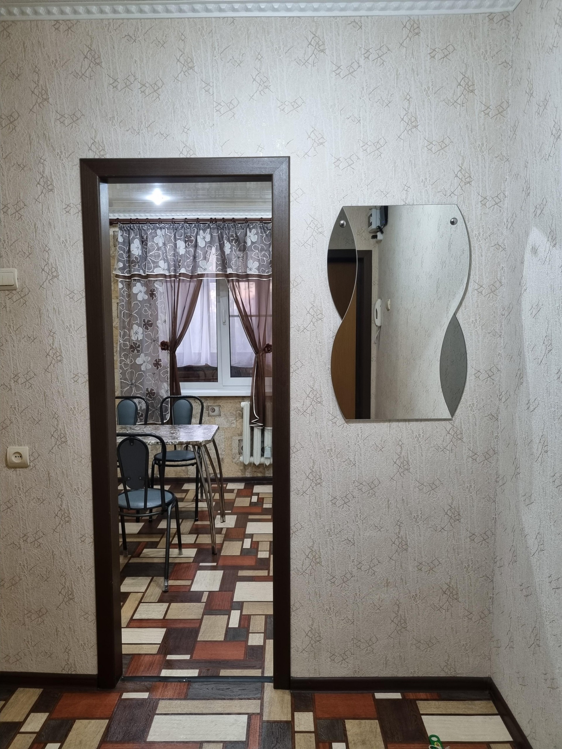 1-комнатная квартира,  Александрова ул. 22