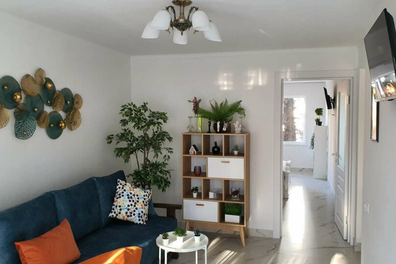 2-комнатная квартира, Меридианная ул. 2