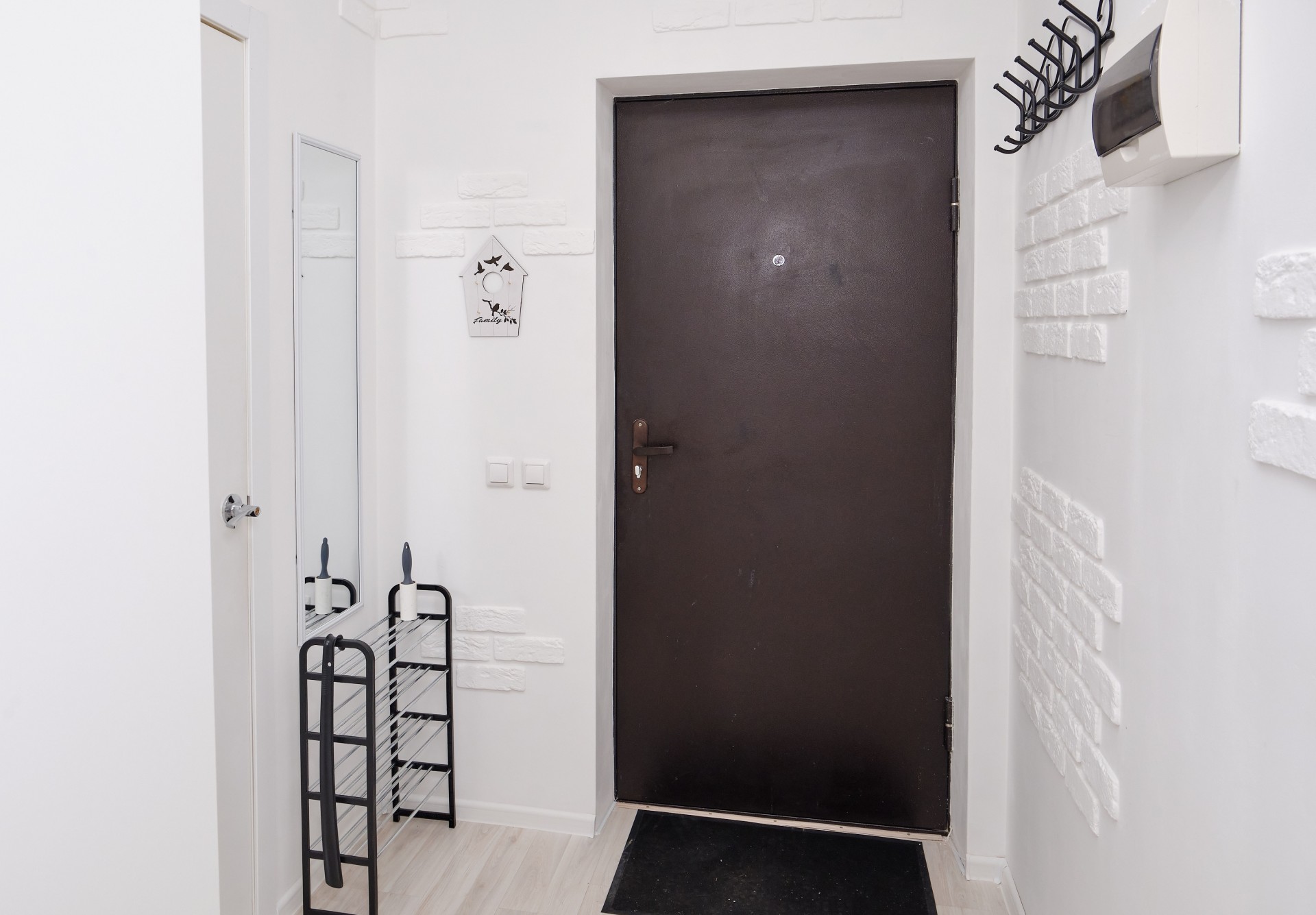 Студия, Крестинского ул. 35