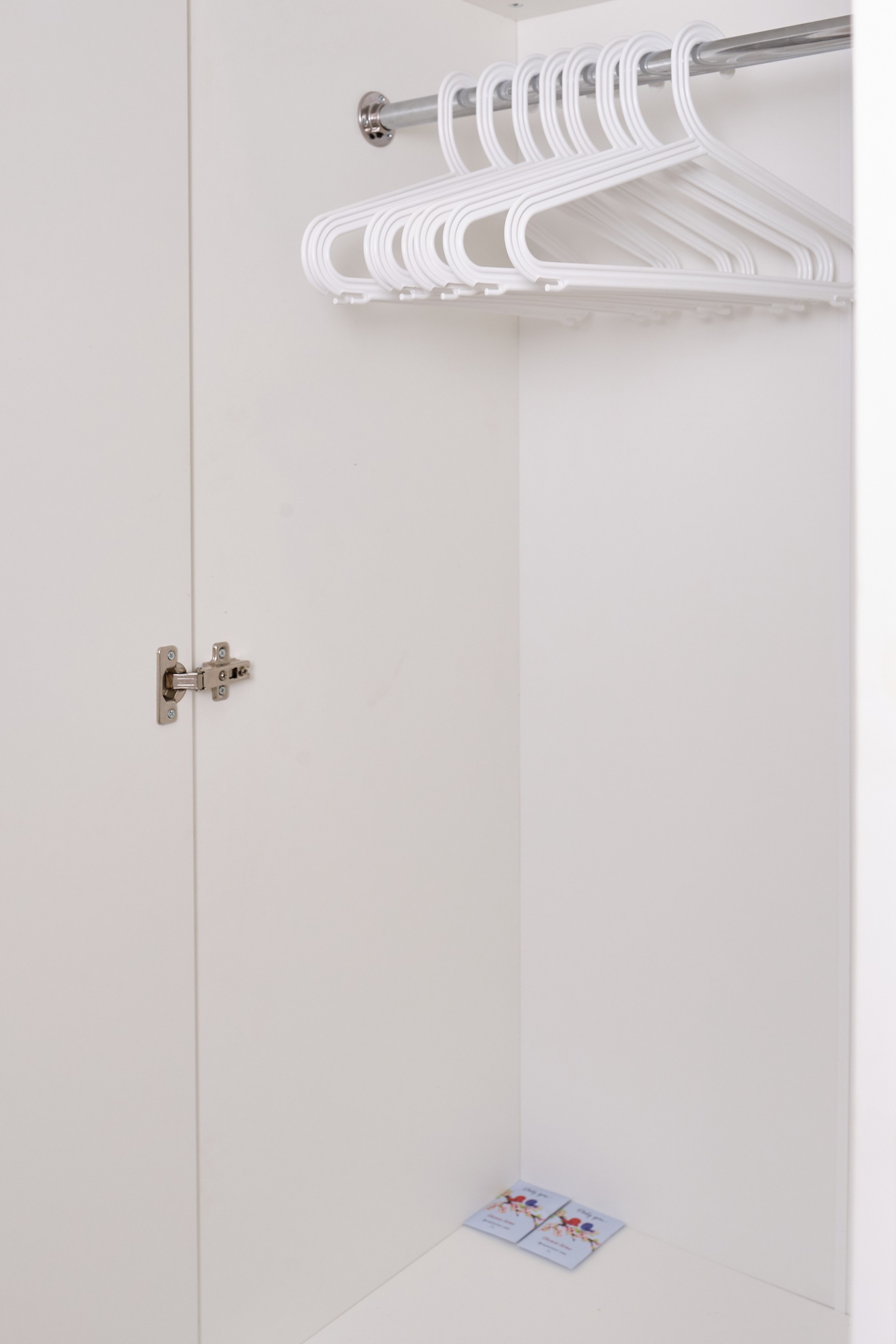 Студия, Крестинского ул. 35