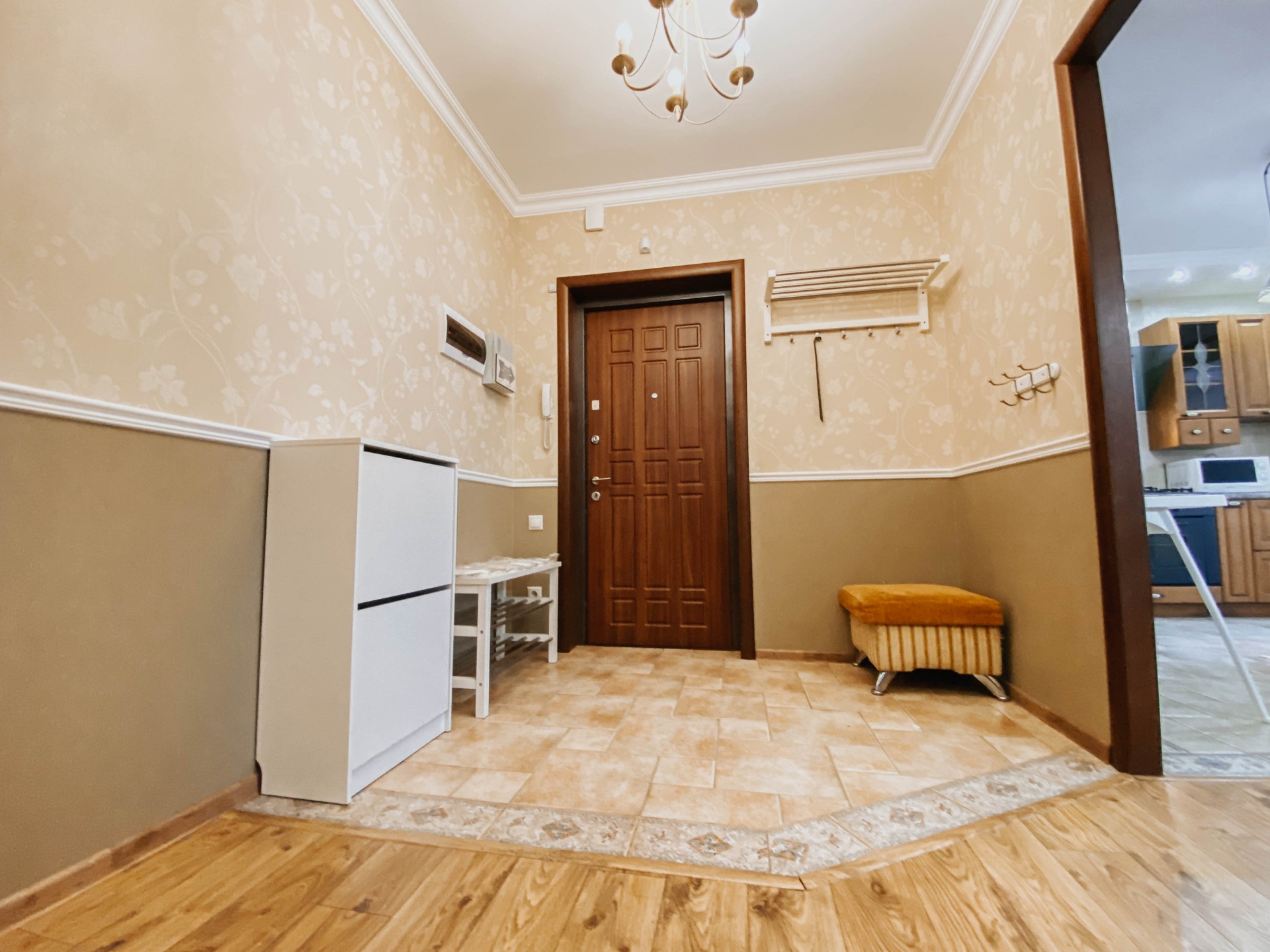 3-комнатная квартира,  Луначарского ул. 23В