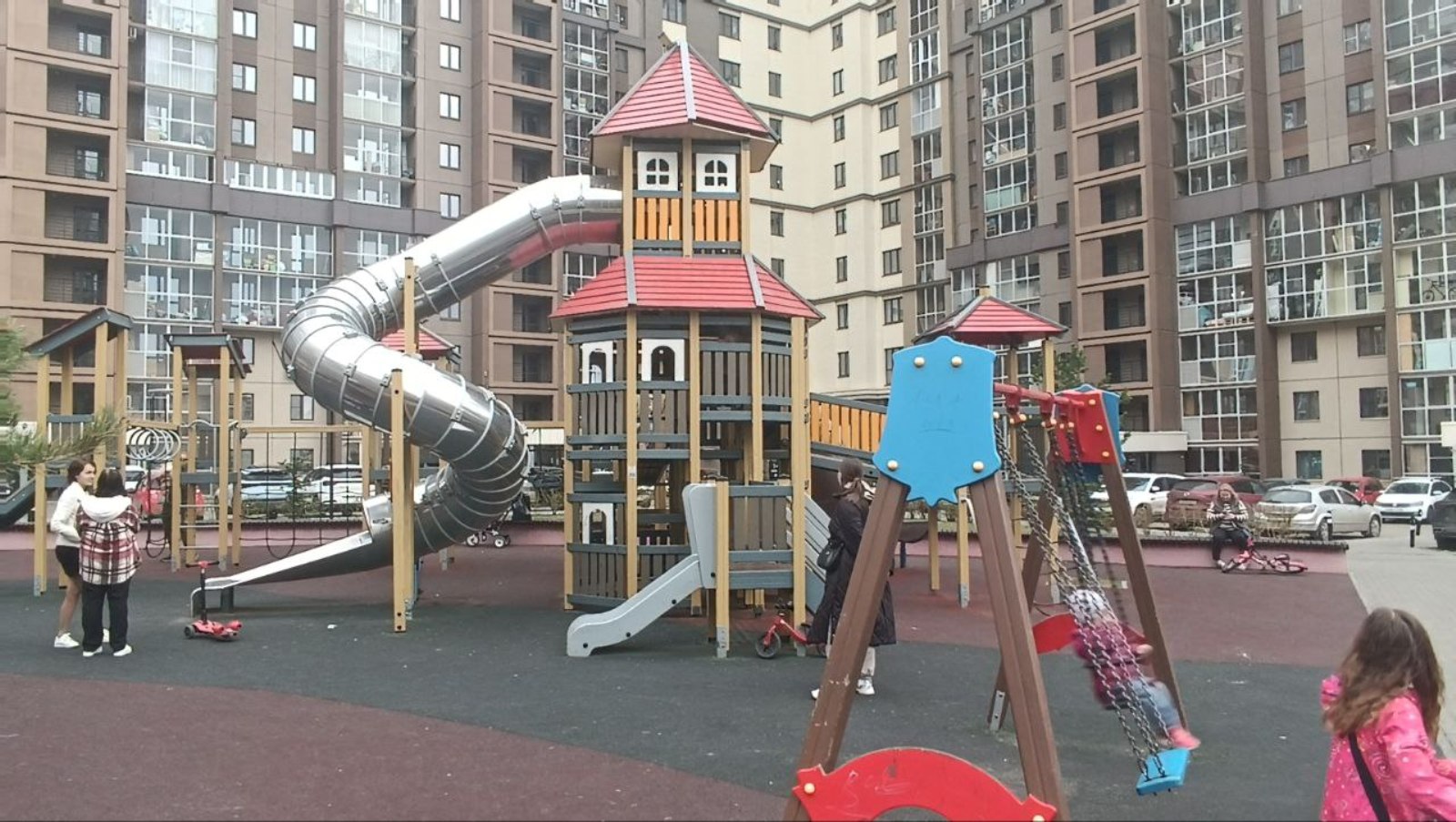 Студия, Ярославская ул. 13А