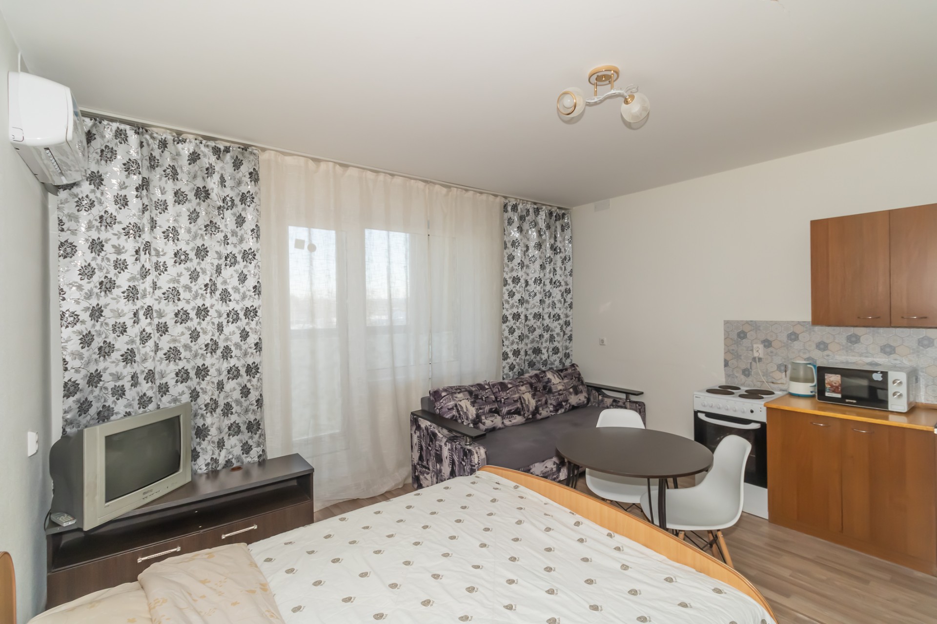 Студия, Ярославская ул. 13А