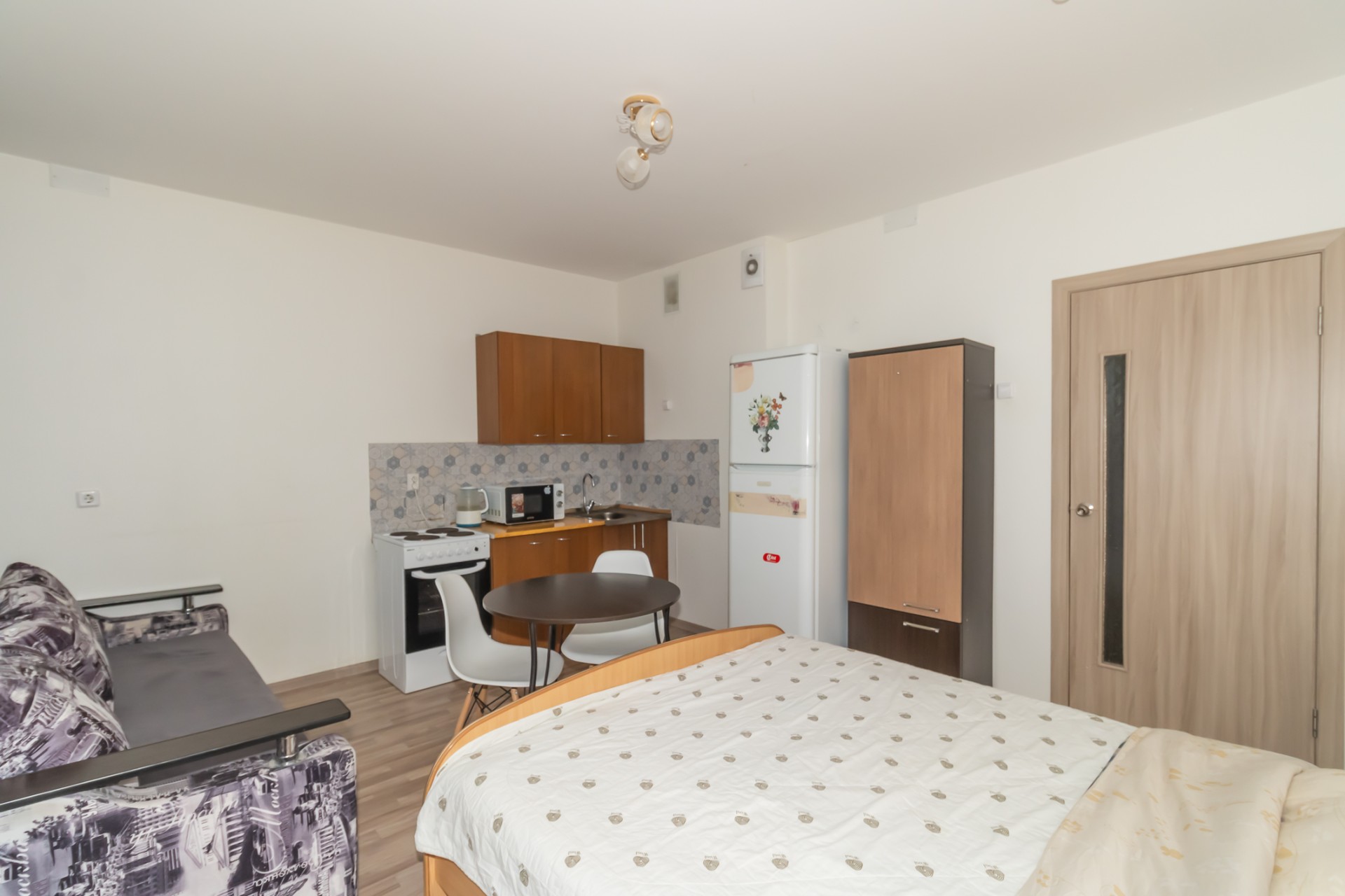 Студия, Ярославская ул. 13А