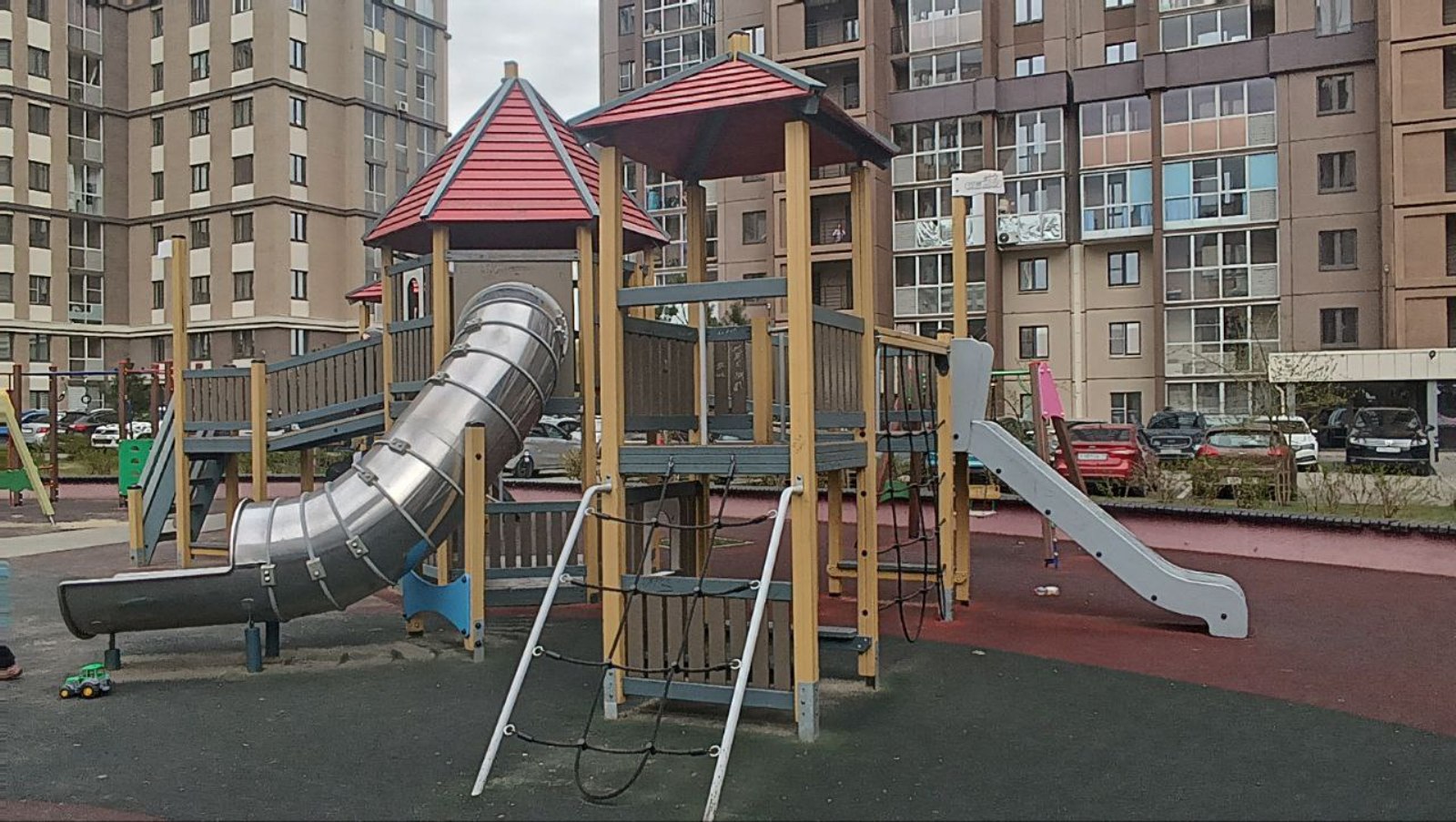 Студия, Ярославская ул. 13А