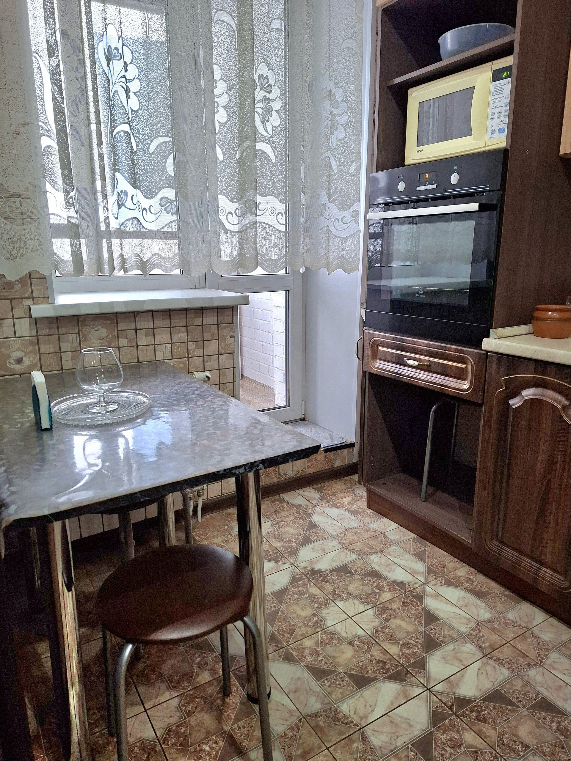 2-комнатная квартира,  Красный путь ул. 105К1