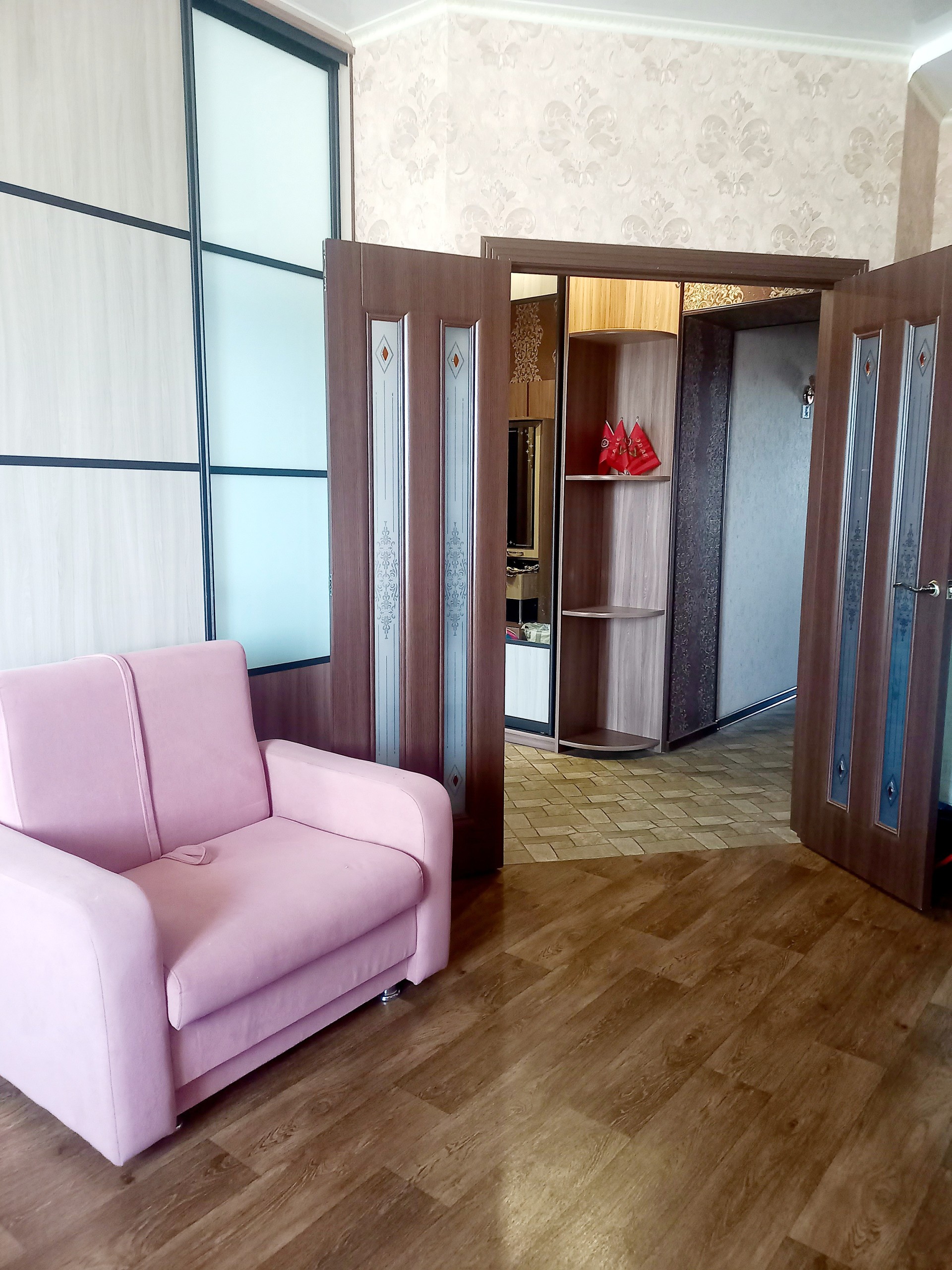 2-комнатная квартира,  Красный путь ул. 105К1