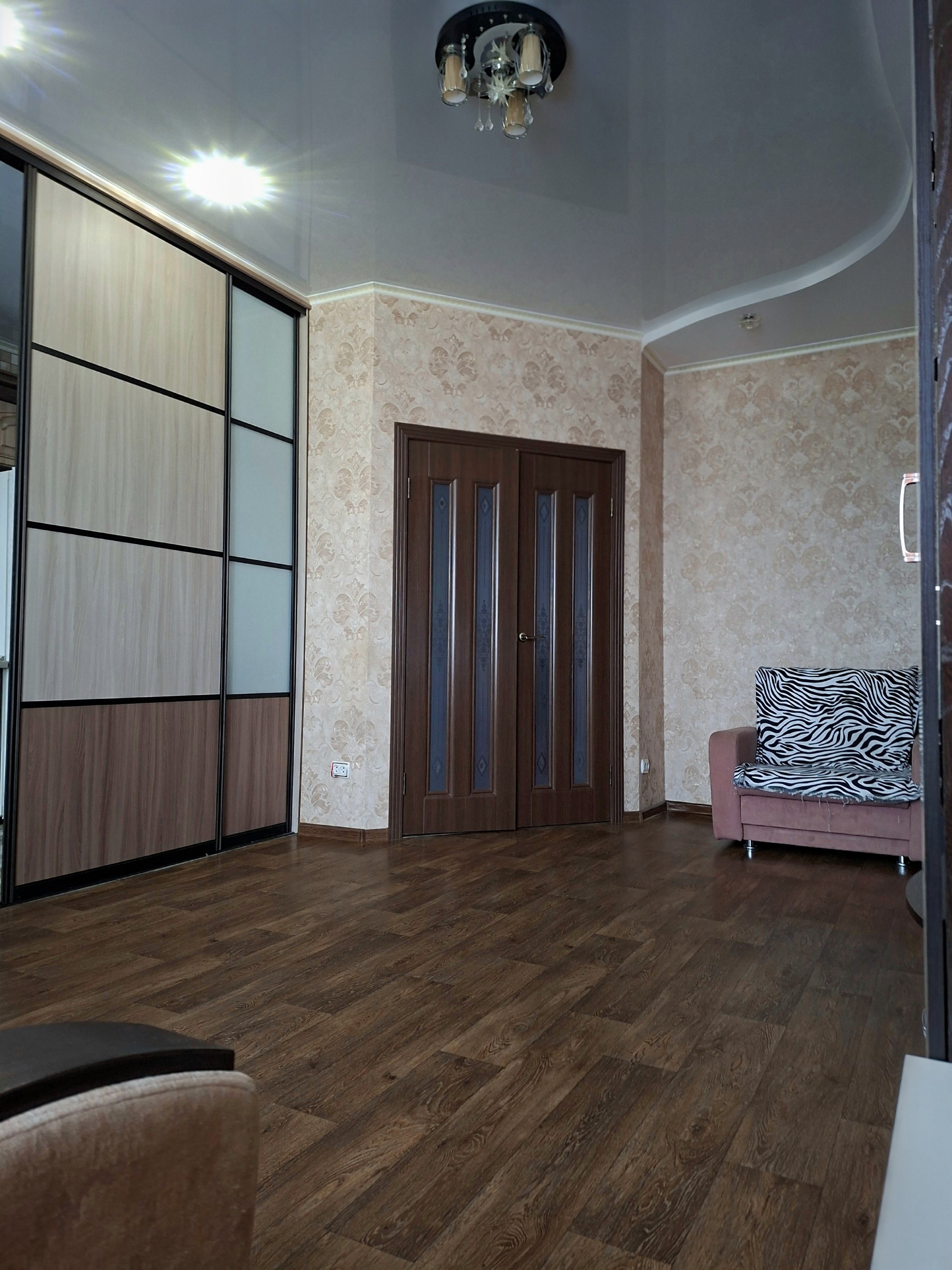 2-комнатная квартира,  Красный путь ул. 105К1