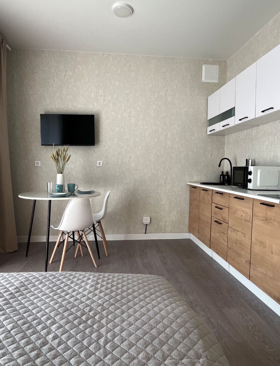 Студия, Пушкина ул. 61/2