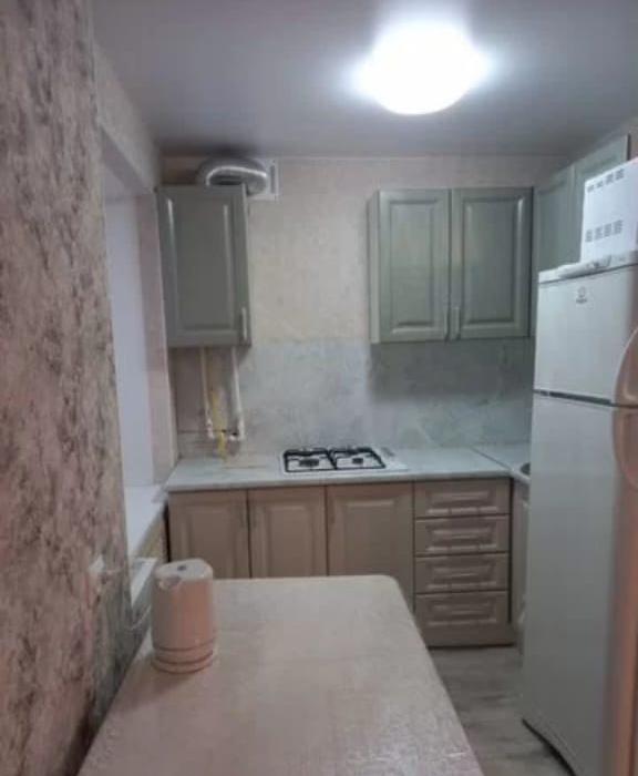 2-комнатная квартира,  Средний Венец ул. 13