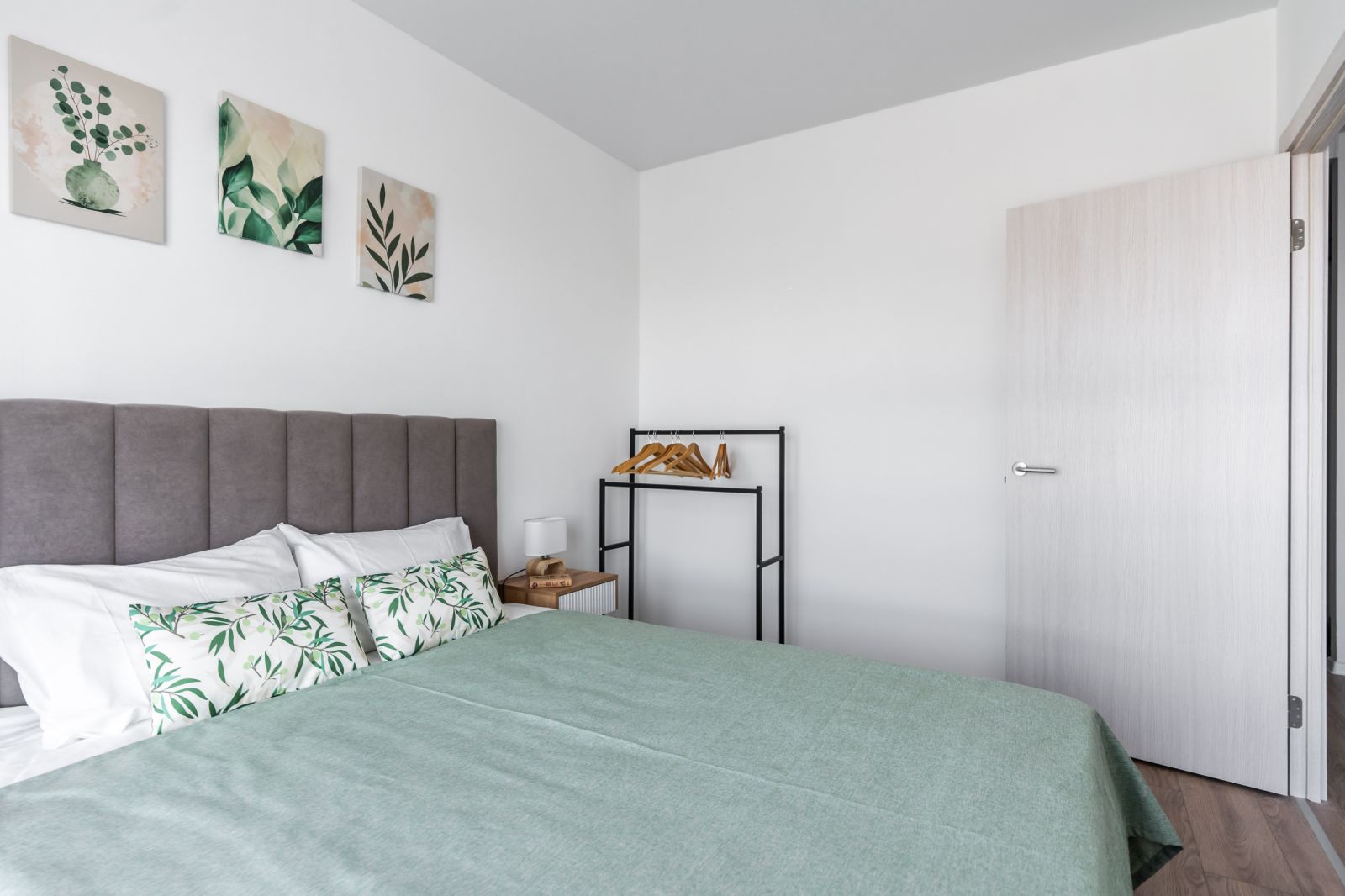 1-комнатная квартира,  Лиговский пр-т. 242