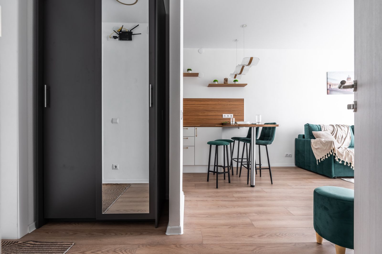 1-комнатная квартира,  Лиговский пр-т. 242