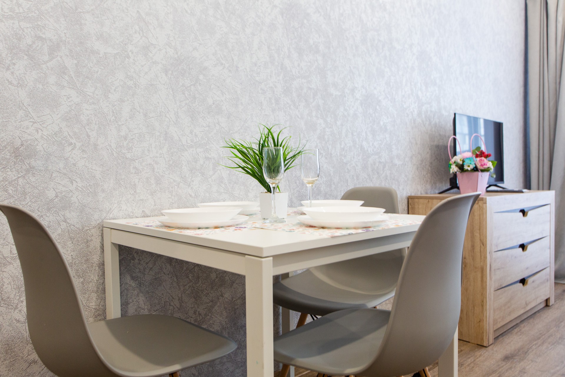 Студия, Игарская ул. 7