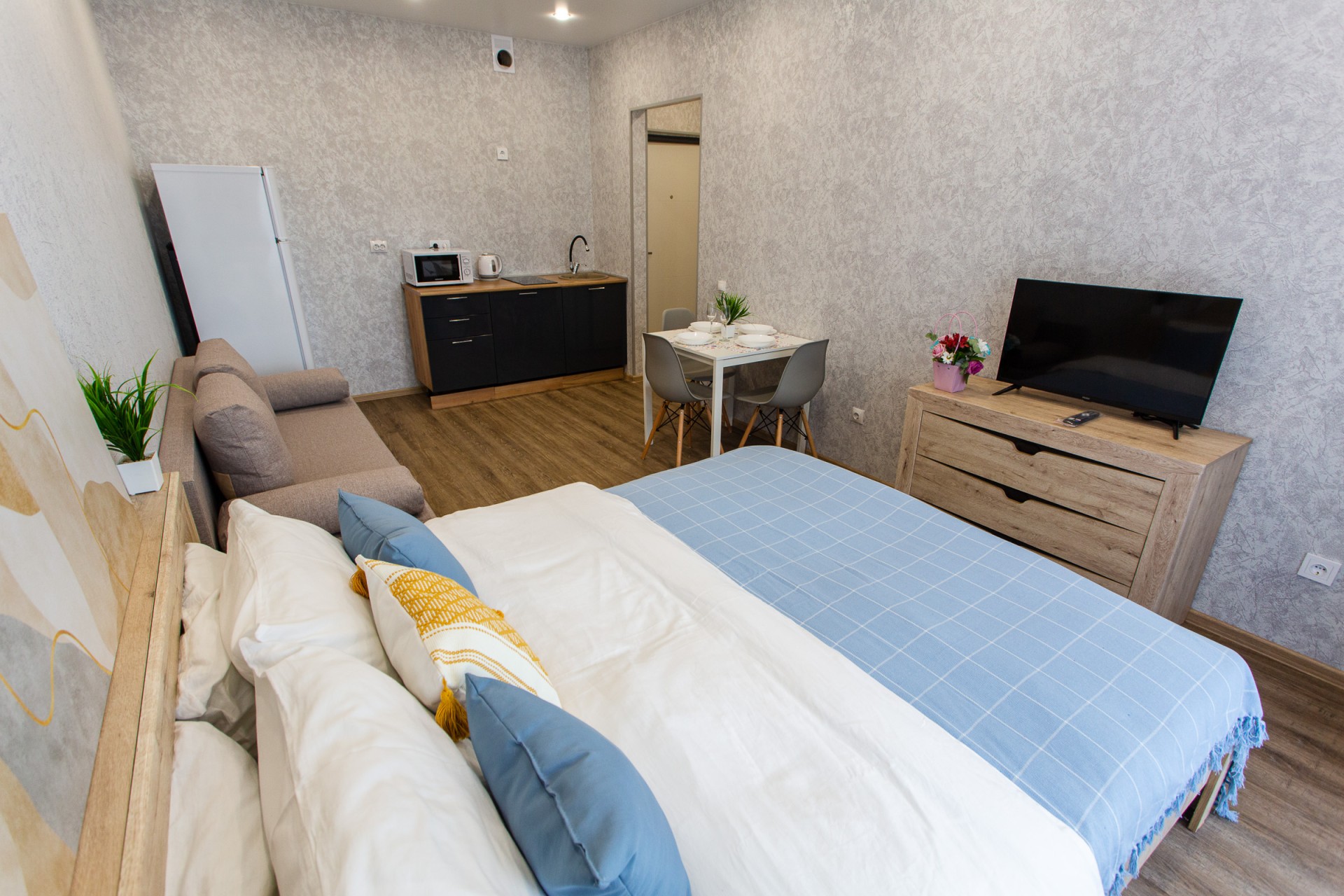 Студия, Игарская ул. 7