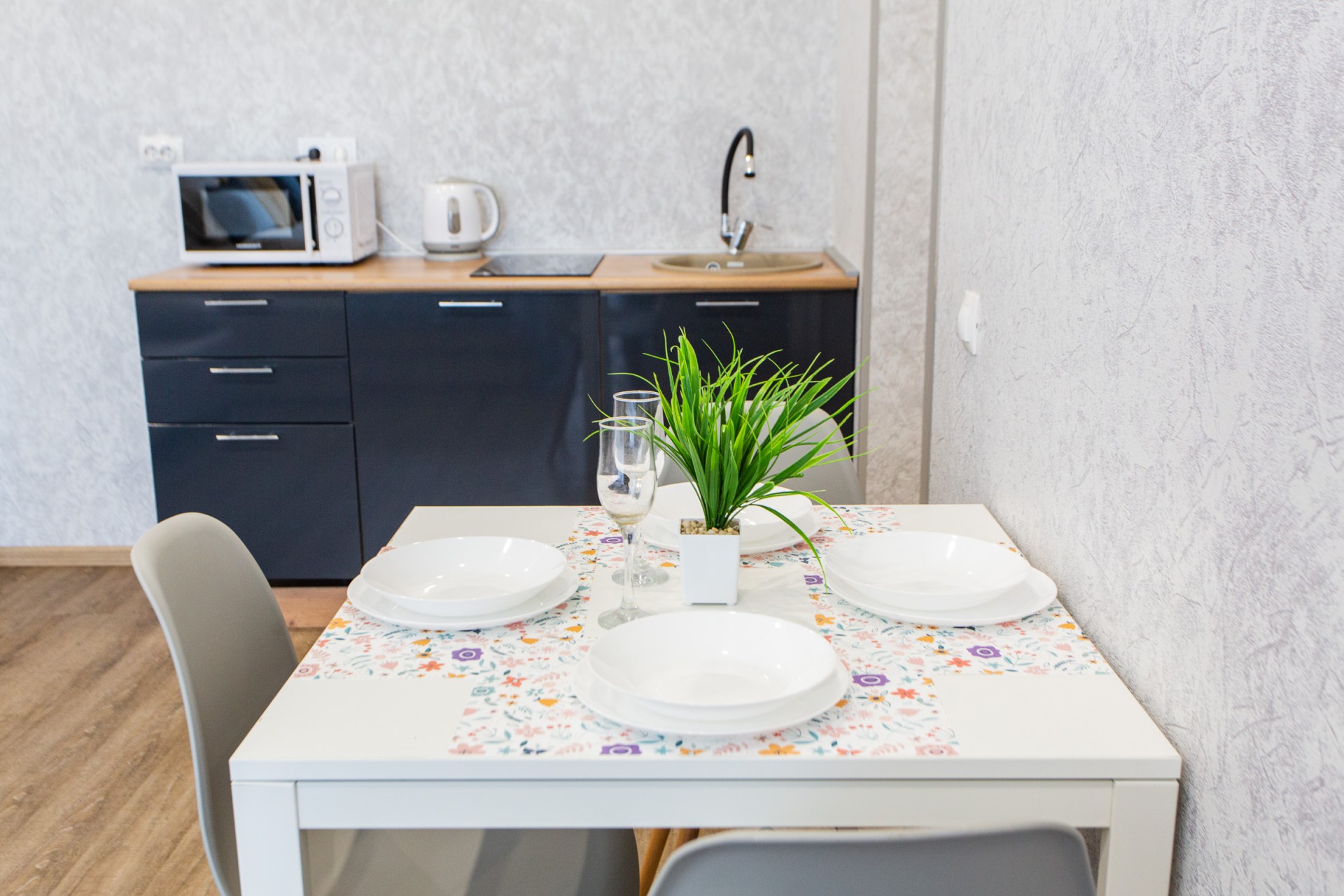 Студия, Игарская ул. 7