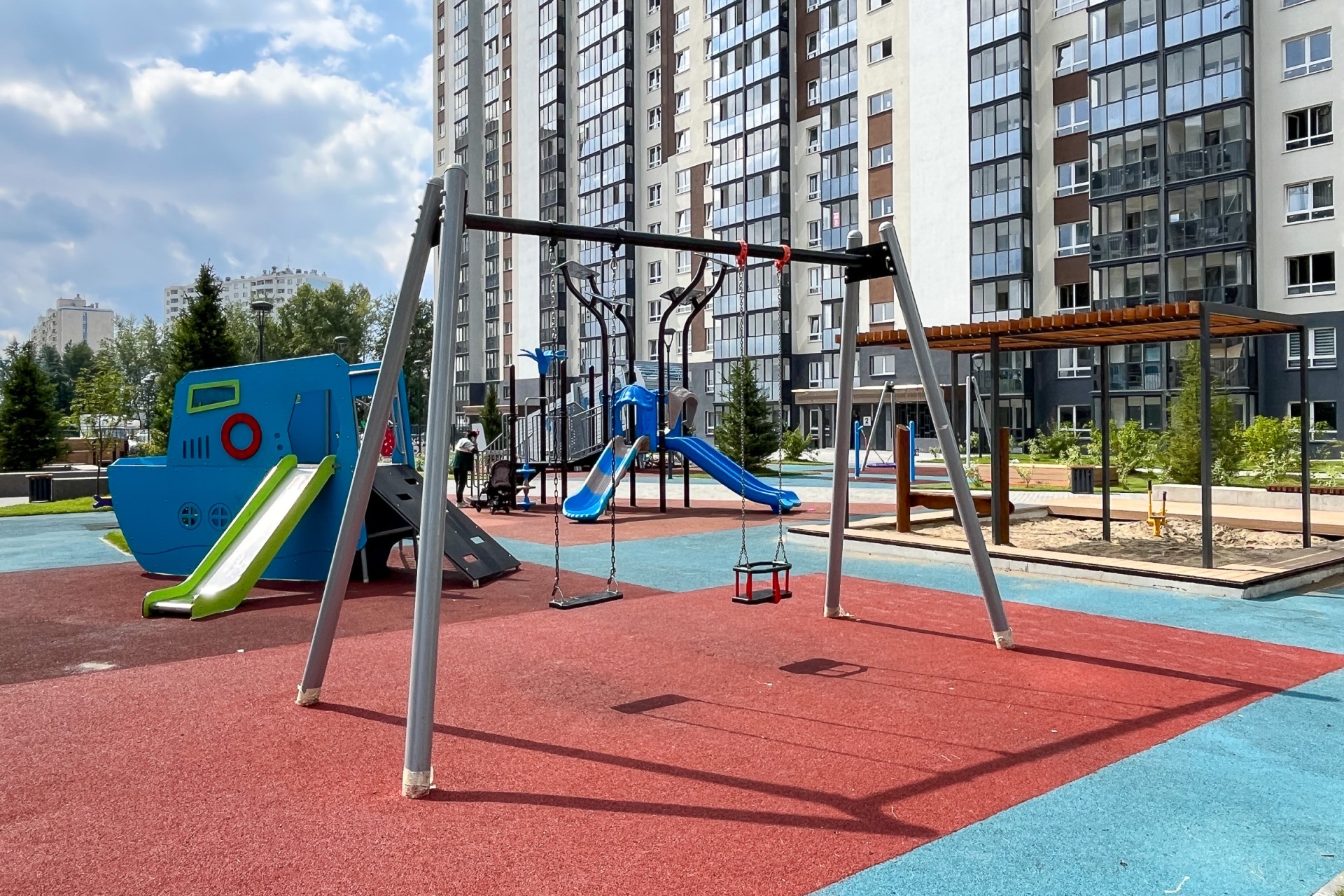 Студия, Игарская ул. 7