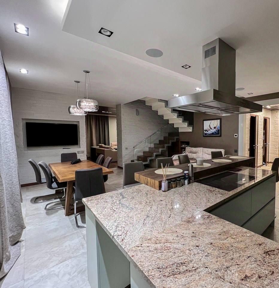 3-комнатная квартира, Итальянская ул. 12А