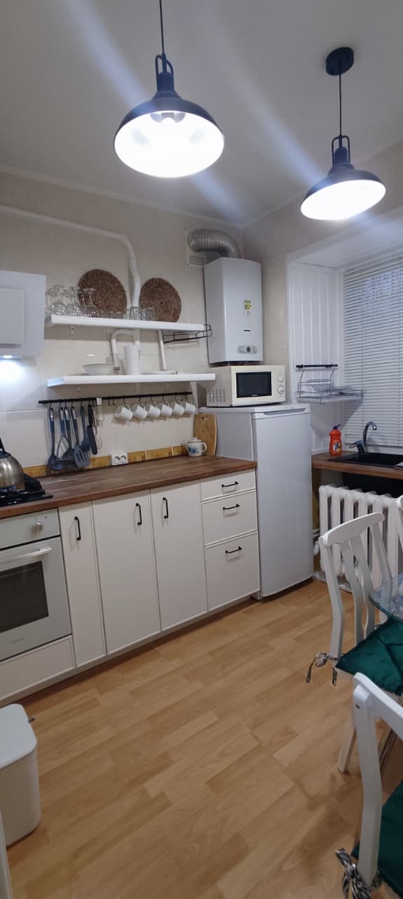 2-комнатная квартира, Аксакова ул. 24