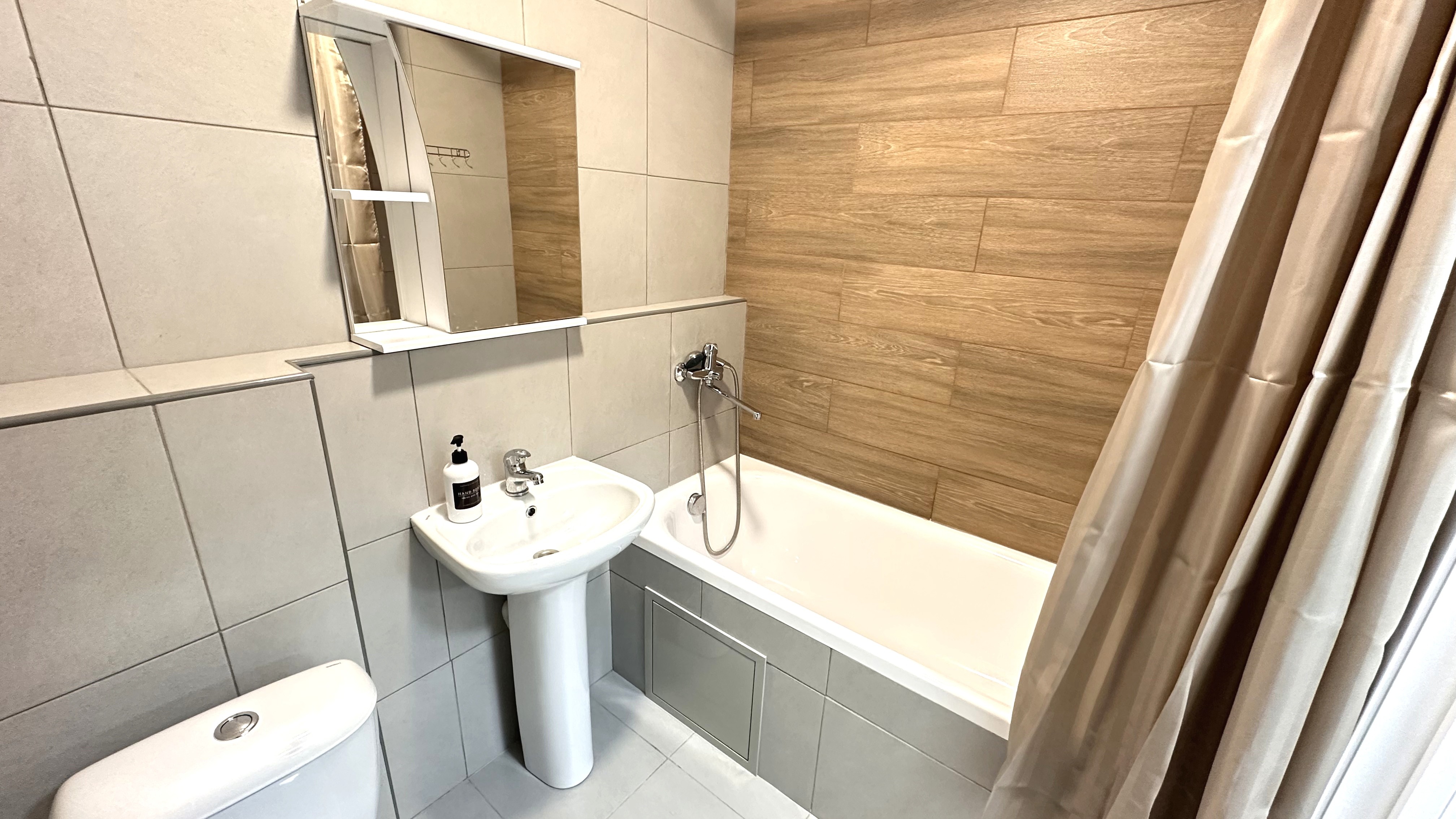 1-комнатная квартира, Юркина ул. 4/1