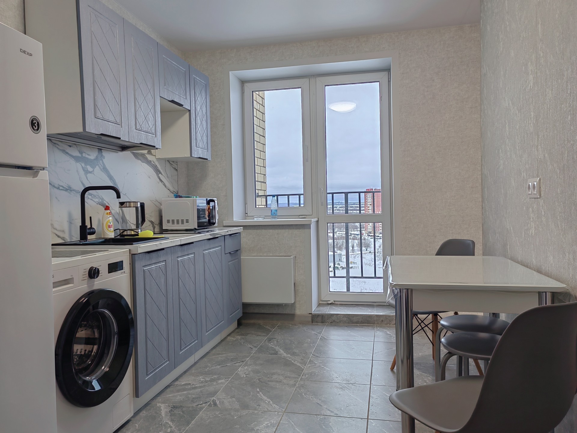 1-комнатная квартира, Строителей ул. 18