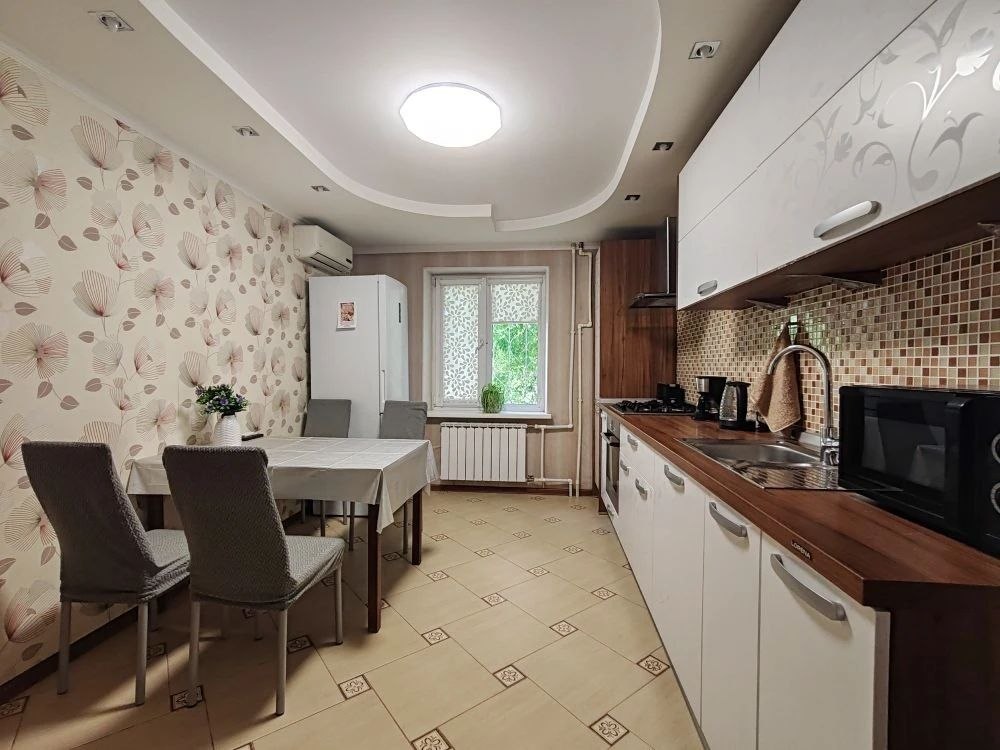 4-комнатная квартира, Пролетарская ул. 314
