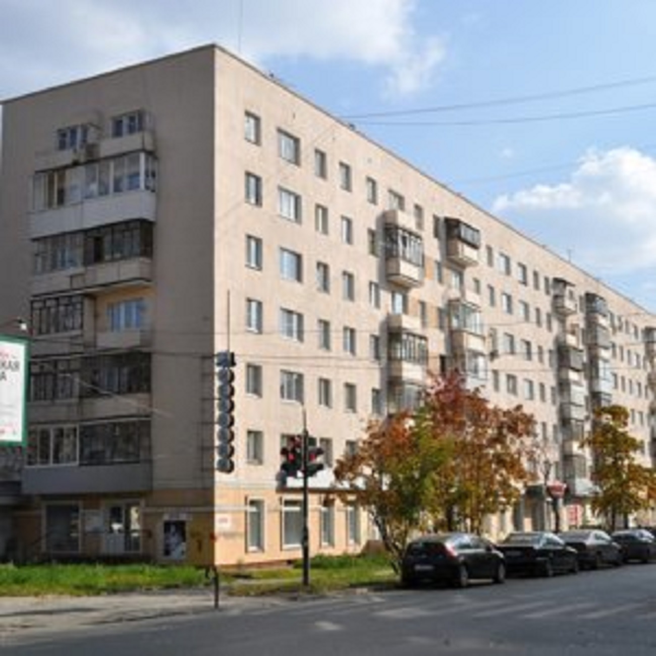 2-комнатная квартира,  Мамина Сибирякаул. 137