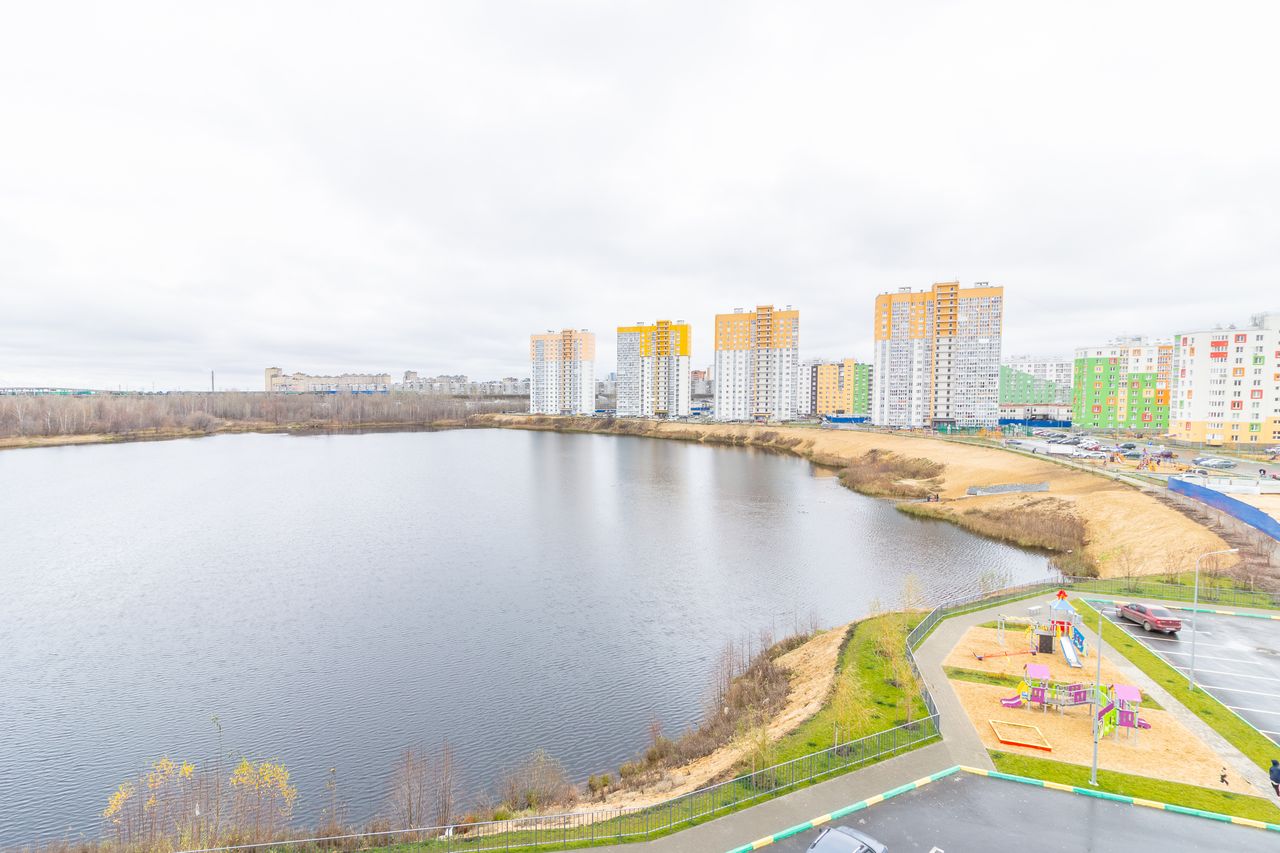 Бурнаковская нижний новгород. Бурнаковский микрорайон озеро. Озеро Бурнаковская Низина. Бурнаковская 119. Озера на Бурнаковский Нижний Новгород.