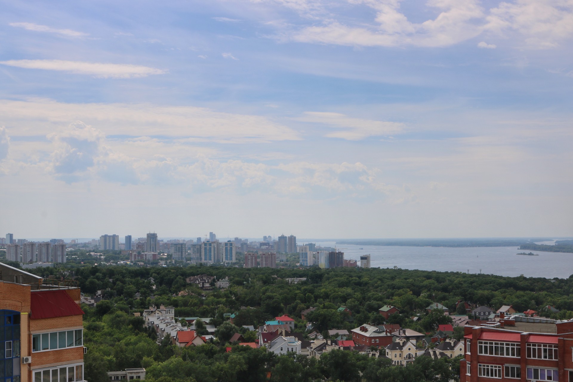 Студия, Советской Армии ул. 238А