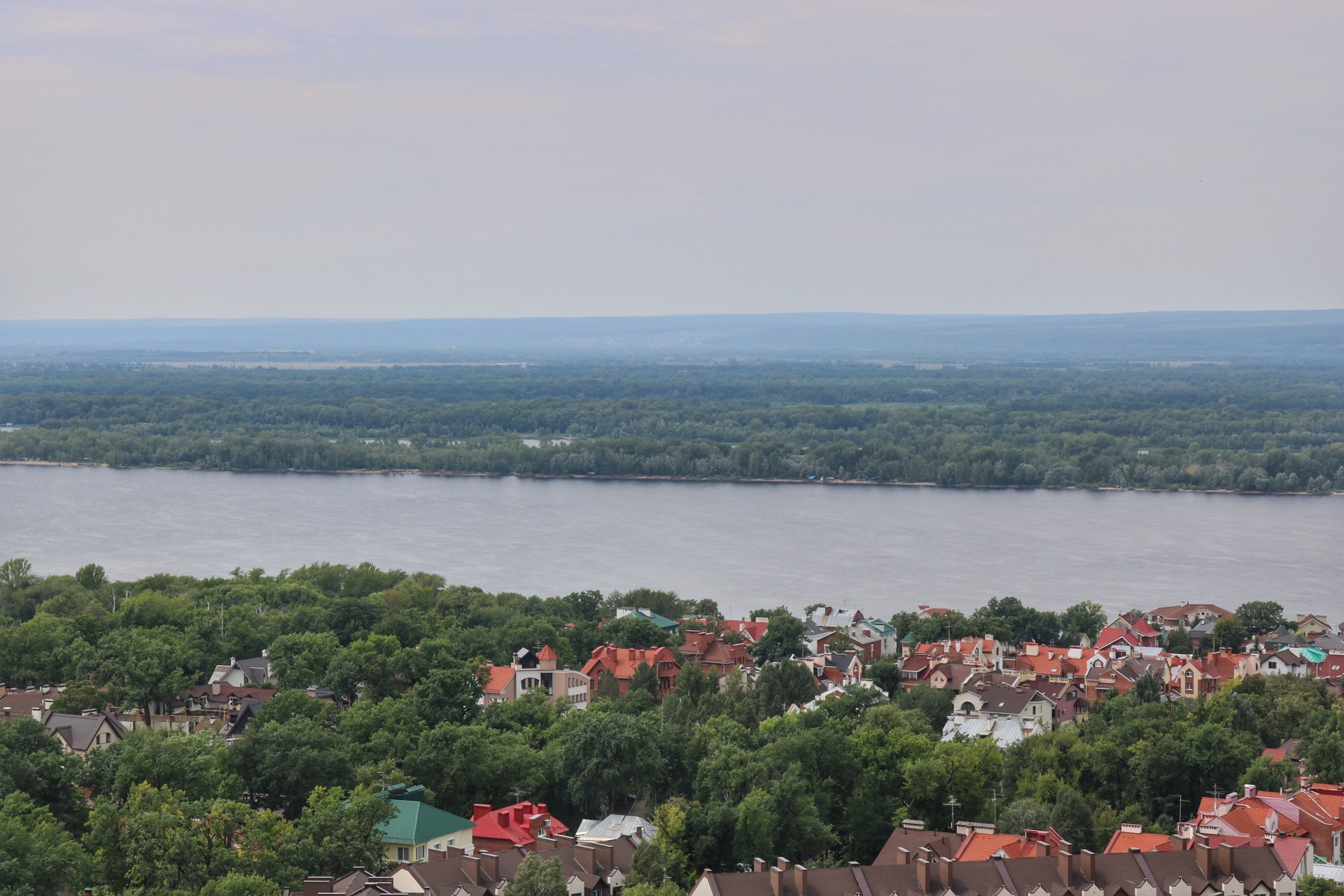 Студия, Советской Армии ул. 238А