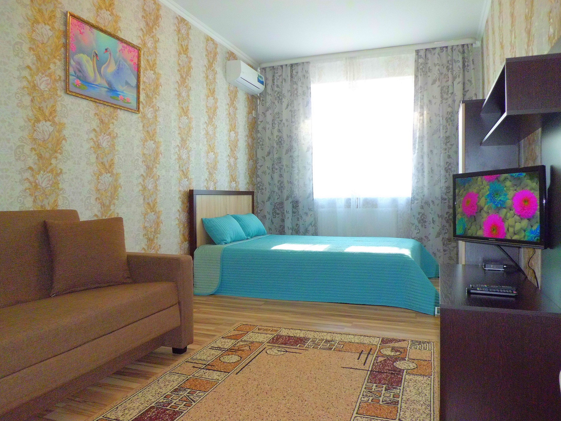 1-комнатная квартира,  имени 40-летия Победы ул. 143