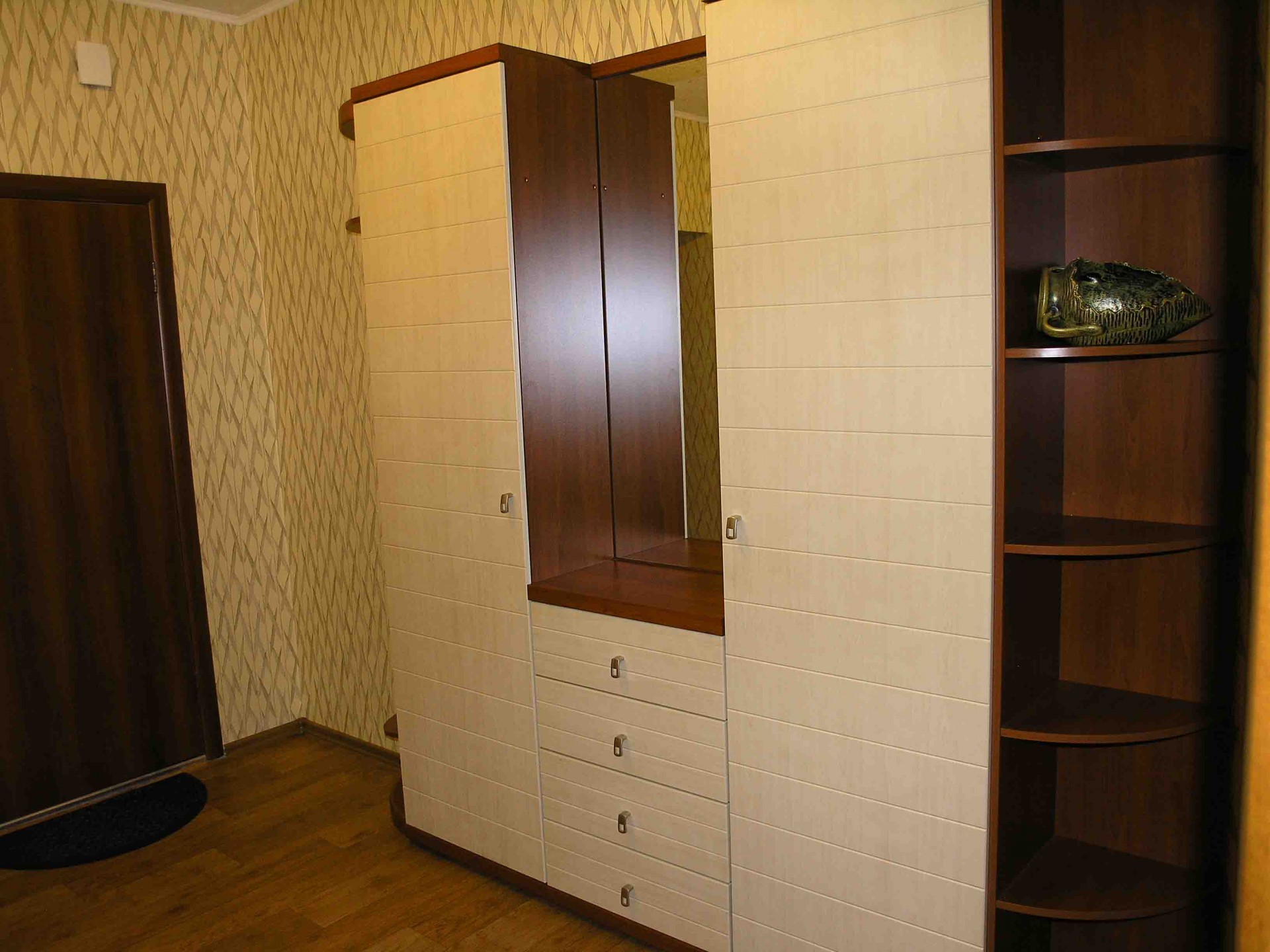 3-комнатная квартира,  Рябикова ул. 75